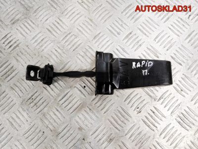 Ограничитель двери передний Skoda Rapid 5JA837249E - АвтоСклад31.рф - авторазборка контрактные б/у запчасти в г. Белгород