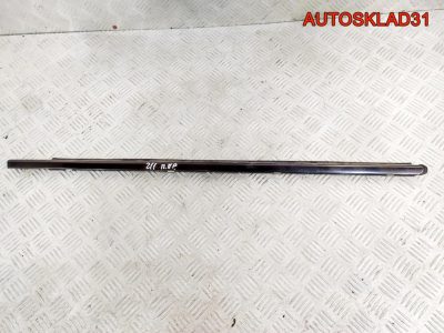 Накладка стекла переднего правого Mercedes W211 - АвтоСклад31.рф - авторазборка контрактные б/у запчасти в г. Белгород