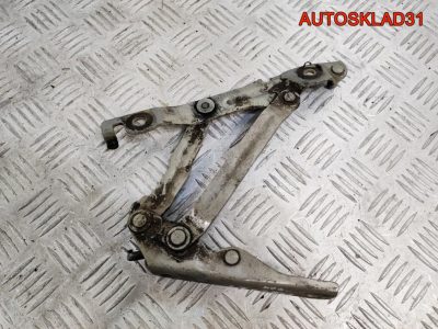 Петля крышки багажника правая Mazda 3 BK BN8V52720C - АвтоСклад31.рф - авторазборка контрактные б/у запчасти в г. Белгород