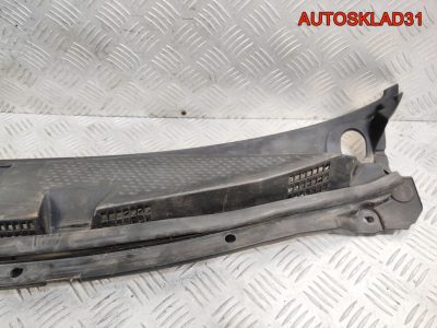 Решетка стеклоочистителя Nissan Micra K12 66862AX700 - АвтоСклад31.рф - авторазборка контрактные б/у запчасти в г. Белгород