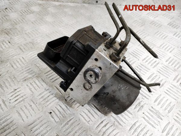 Кронштейн генератора VW Polo 1.4 AUD 032145109R - АвтоСклад31.рф - авторазборка контрактные б/у запчасти в г. Белгород