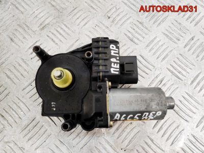 Моторчик стеклоподъемника п/п Audi A6 C5 4B0959802E - АвтоСклад31.рф - авторазборка контрактные б/у запчасти в г. Белгород