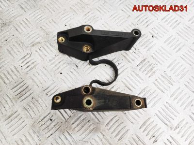 Кронштейн гидроусилителя Ford Focus 2 98MF3C631AC - АвтоСклад31.рф - авторазборка контрактные б/у запчасти в г. Белгород