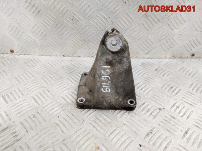 Кронштейн двигателя правый Mercedes Benz W210 2.2 CDI A6042230004 - АвтоСклад31.рф - авторазборка контрактные б/у запчасти в г. Белгород