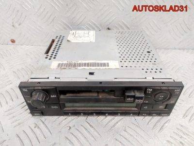 Магнитола Volkswagen Passat B5 1J0035152E С КОДОМ - АвтоСклад31.рф - авторазборка контрактные б/у запчасти в г. Белгород