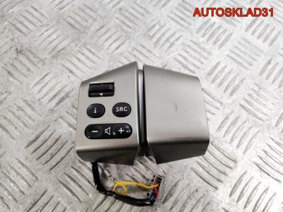 Накладки в рулевое колесо Nissan Note E11 305661610 - АвтоСклад31.рф - авторазборка контрактные б/у запчасти в г. Белгород