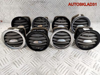 Дефлектор воздушный Opel Corsa D 13180868 - АвтоСклад31.рф - авторазборка контрактные б/у запчасти в г. Белгород