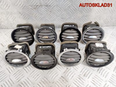 Дефлектор воздушный Opel Corsa D 13180868 - АвтоСклад31.рф - авторазборка контрактные б/у запчасти в г. Белгород