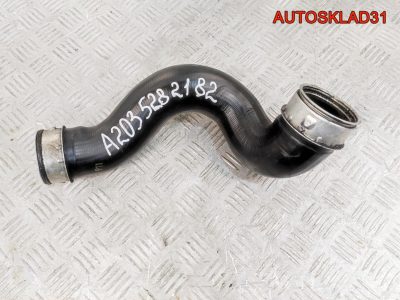 Патрубок интеркулера Mercedes Benz W203 2.2 Дизель A2035282182 - АвтоСклад31.рф - авторазборка контрактные б/у запчасти в г. Белгород