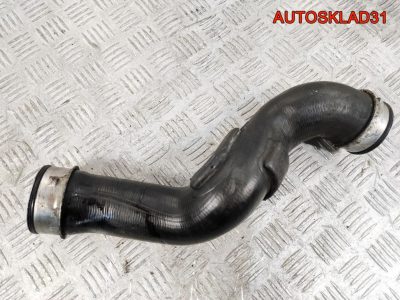 Патрубок интеркулера Mercedes Benz W203 2.2 OM646 Дизель A2035282082 - АвтоСклад31.рф - авторазборка контрактные б/у запчасти в г. Белгород