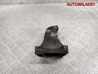 Кронштейн двигателя левый Mercedes W220 3,2 613 A6132230304 - АвтоСклад31.рф - авторазборка контрактные б/у запчасти в г. Белгород