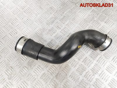 Патрубок интеркулера Mercedes Benz W203 2.2 Дизель A2035281782 - АвтоСклад31.рф - авторазборка контрактные б/у запчасти в г. Белгород