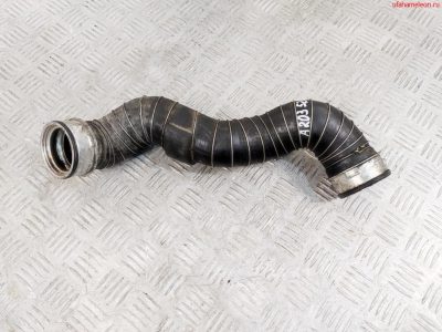 Патрубок интеркулера Mercedes Benz W203 1,8 Бензин A2035280782 - АвтоСклад31.рф - авторазборка контрактные б/у запчасти в г. Белгород