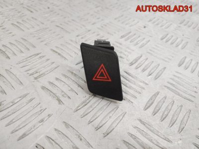 Кнопка аварийной сигнализации Toyota Yaris 2 843320D020 - АвтоСклад31.рф - авторазборка контрактные б/у запчасти в г. Белгород