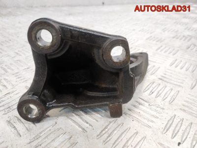 Кронштейн промежуточного вала Renault Trafic 2 8200186845 - АвтоСклад31.рф - авторазборка контрактные б/у запчасти в г. Белгород