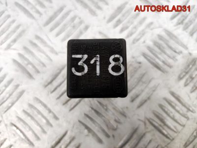Реле люка №318 Audi A6 C4 447959875 - АвтоСклад31.рф - авторазборка контрактные б/у запчасти в г. Белгород