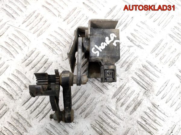 Фара левая Ford Maverick 2 - АвтоСклад31.рф - авторазборка контрактные б/у запчасти в г. Белгород