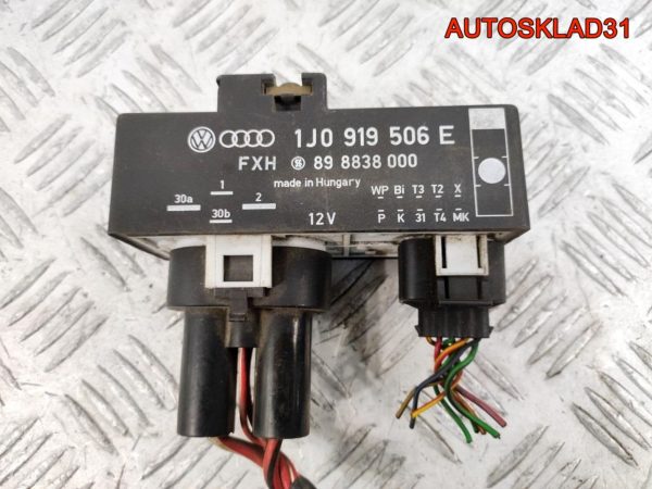 Уплотнитель двери Комплект Hyundai Getz 1 Рест - АвтоСклад31.рф - авторазборка контрактные б/у запчасти в г. Белгород