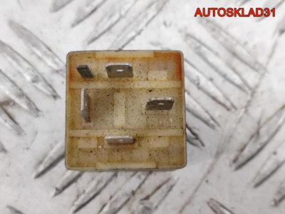 Реле топливного насоса Audi 100 C3 75614122 - АвтоСклад31.рф - авторазборка контрактные б/у запчасти в г. Белгород
